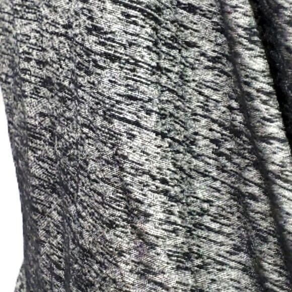 WHITE HOUSE BLACK MARKET Top - Picture 8 of 9